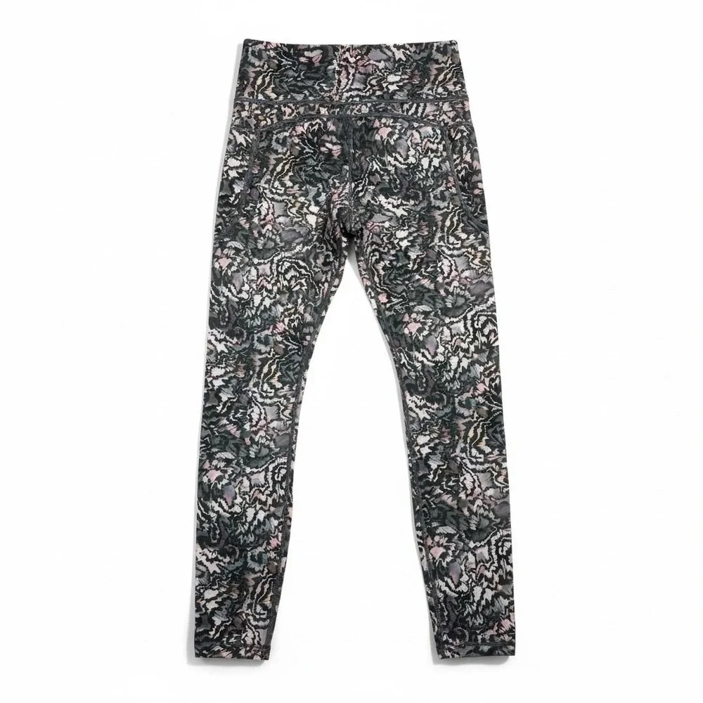 Athleta Ultimate‎ Stash 7/8 Tight Leggings Women Medium Floral Print